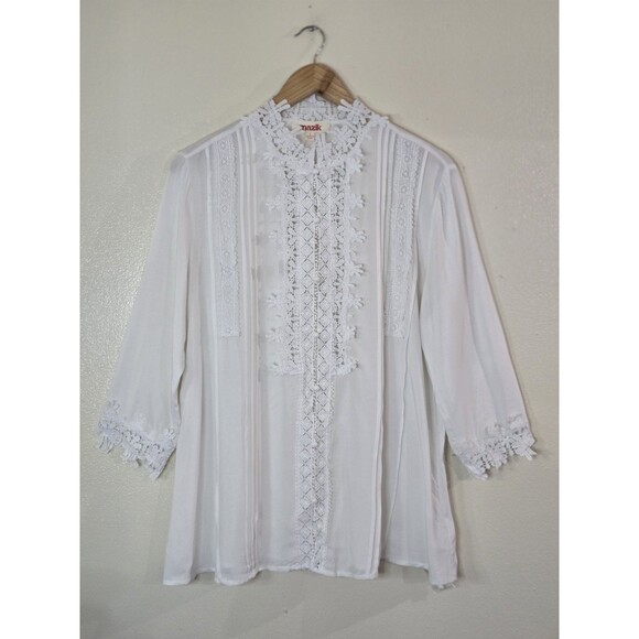 Mazik Pintuck White Blouse Womens Size Large Eyelet Embroidered Button Up Top - Picture 1 of 10